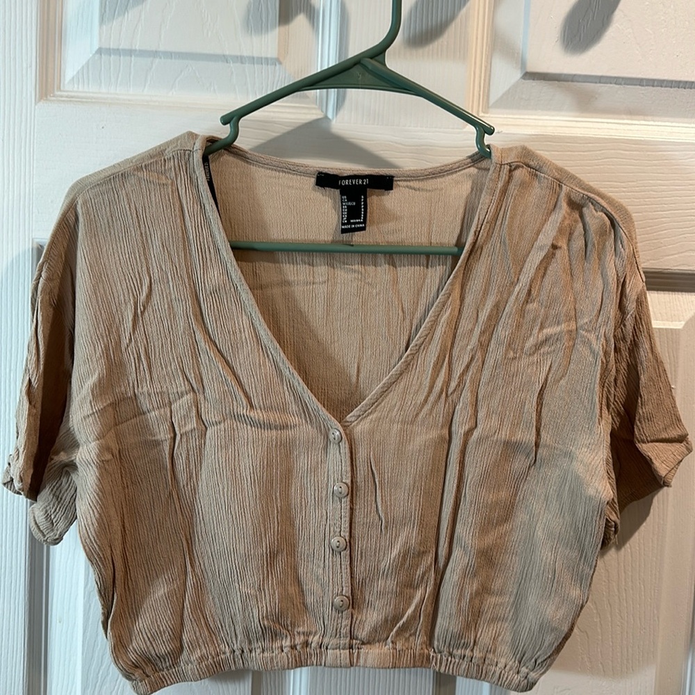 FOREVER21 TSHIRT SIZE S PETITE